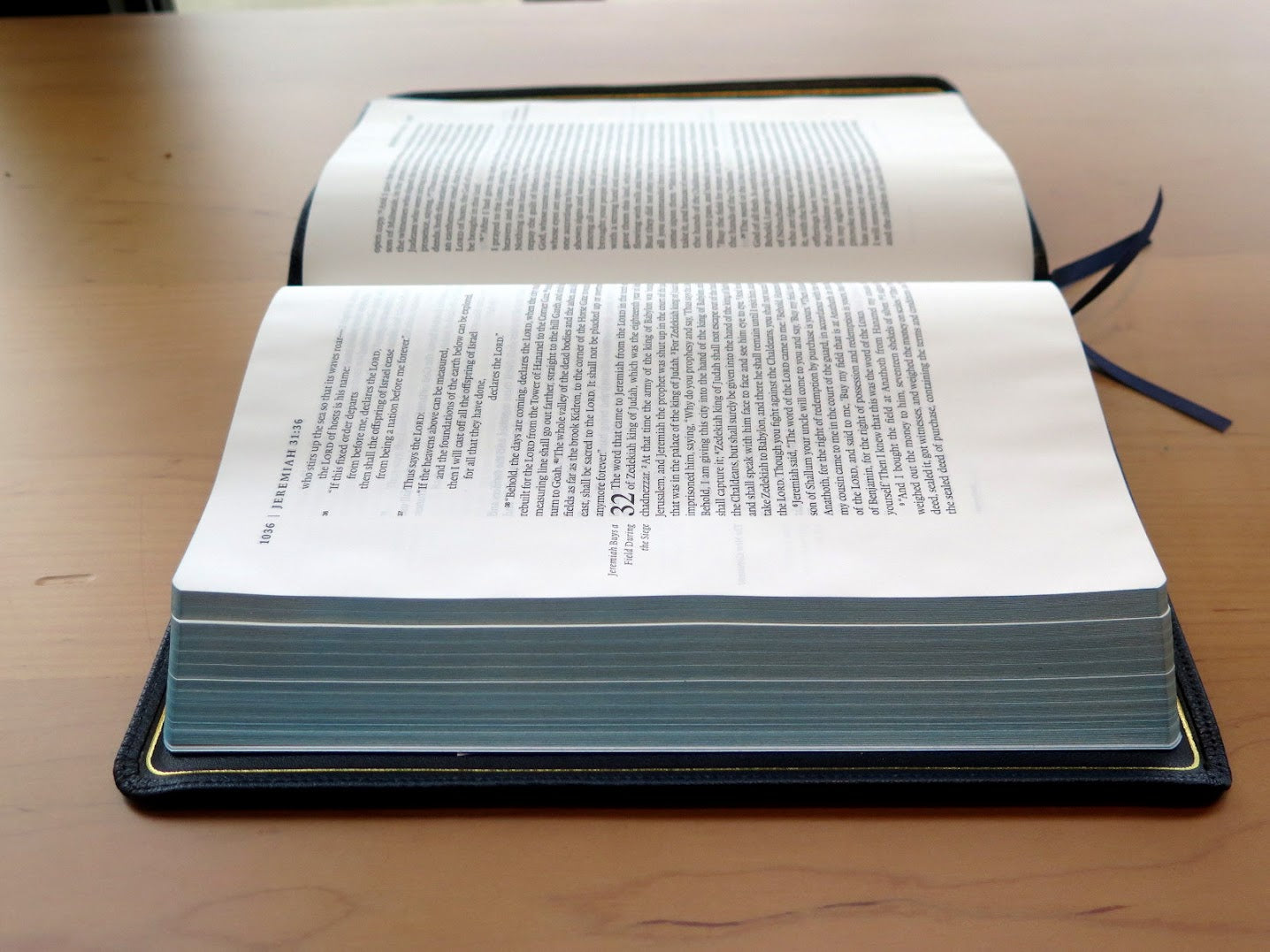 Crossway ESV Heirloom Legacy Bible Exclusive Edition (Goatskin, Navy Blue)